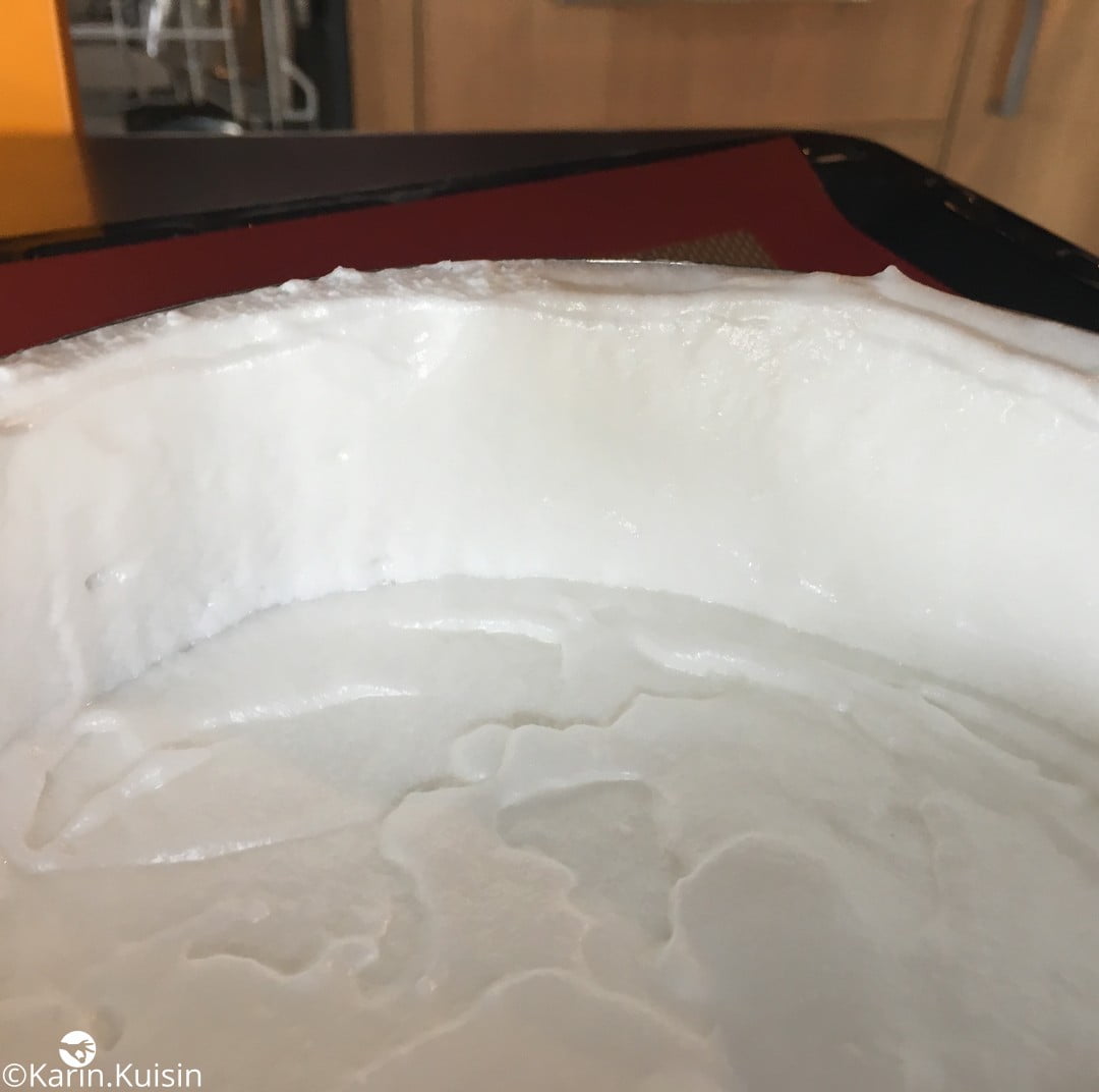 pocher meringue ronde