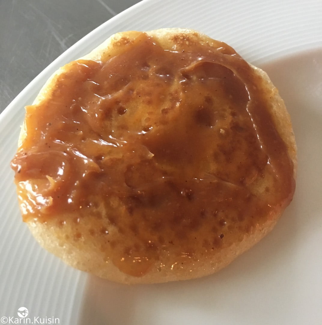 crumpet caramel