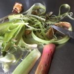 rhubarbe éplucher