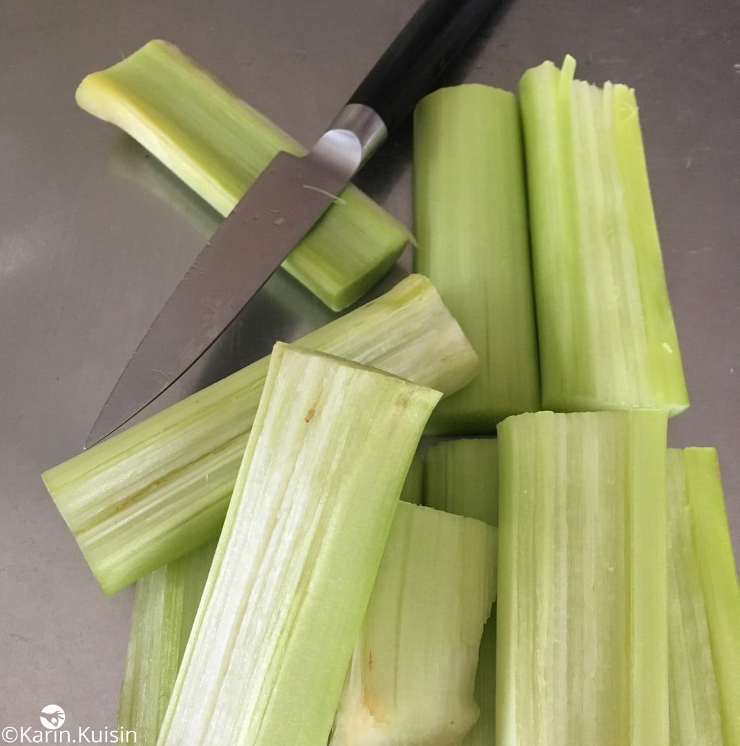 rhubarbe couper