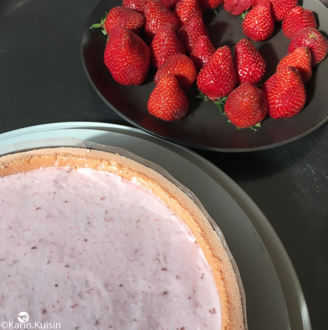 Charlotte aux fraises montage