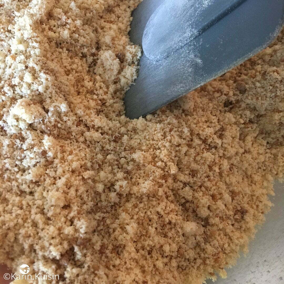 mix base poudre amande beurre melanger
