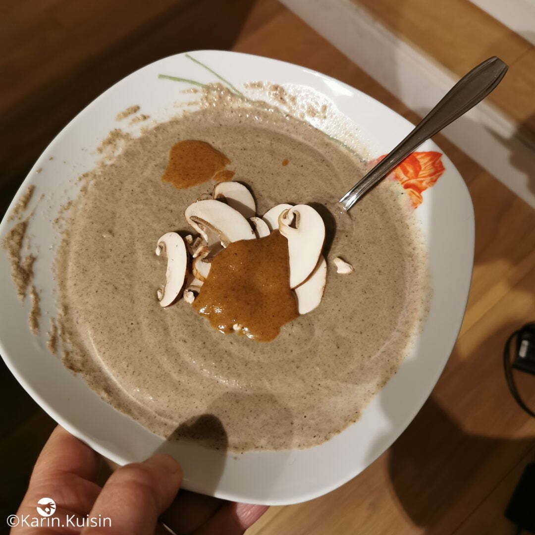 velouté champignon praliné noix