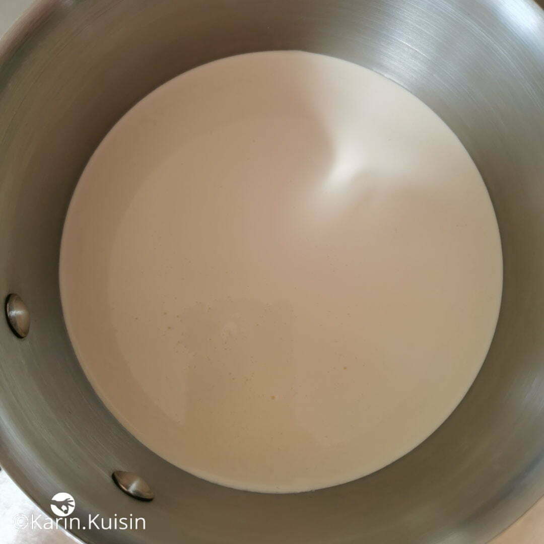 lait crème verser