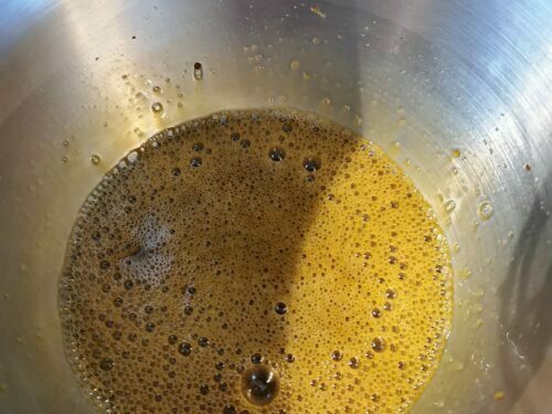 oeuf sucre muscovado mélanger