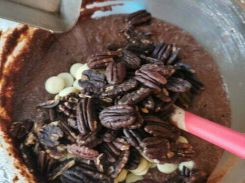 appareil brownie noix de pécan ajouter