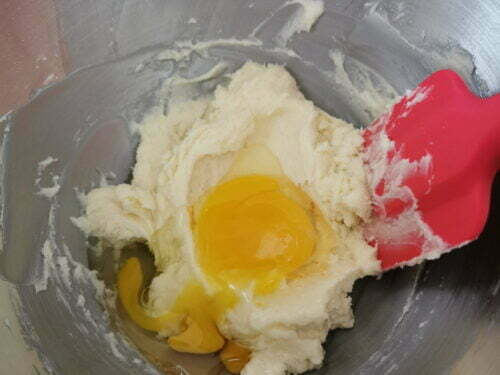 pâte sucrée oeuf ajouter