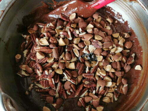 appareil brownie amande noix de pécan pépite chocolat ajouter
