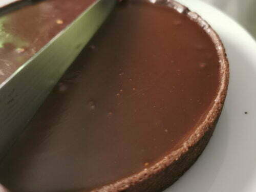 tarte chocolat gianduja framboise final découpe