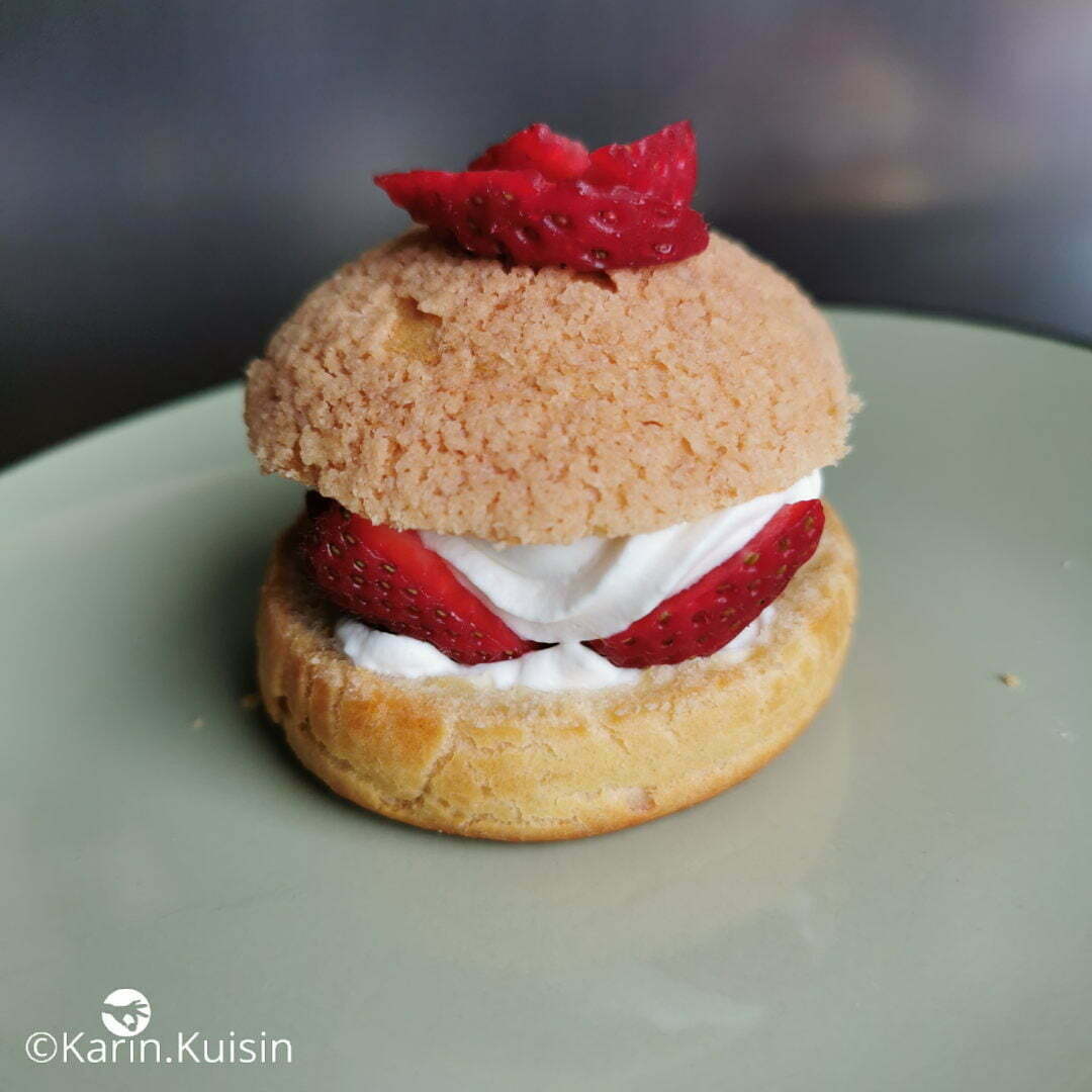chou fraise chantilly final