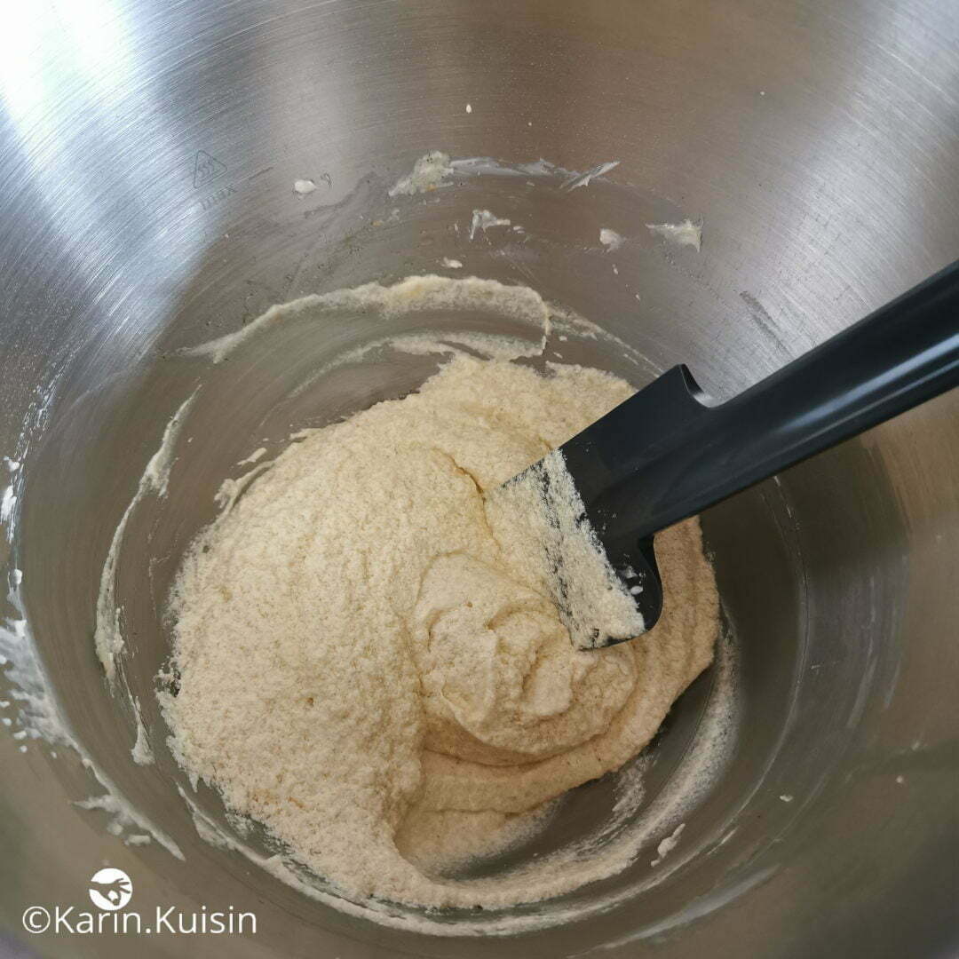beurre oeuf sucre crème ajouter