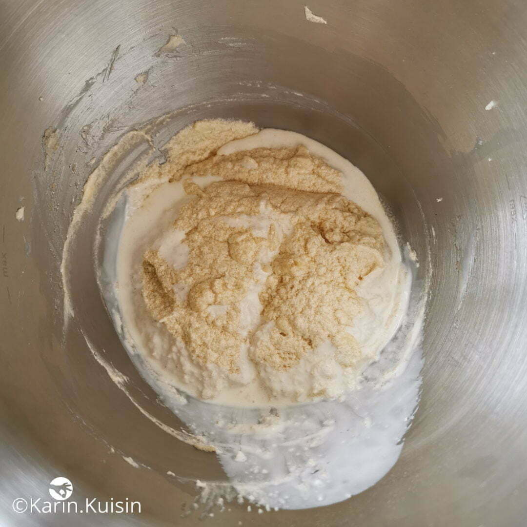 beurre oeuf sucre crème ajouter