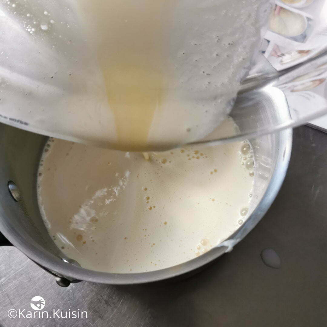 oeuf sucre fécule lait reverser