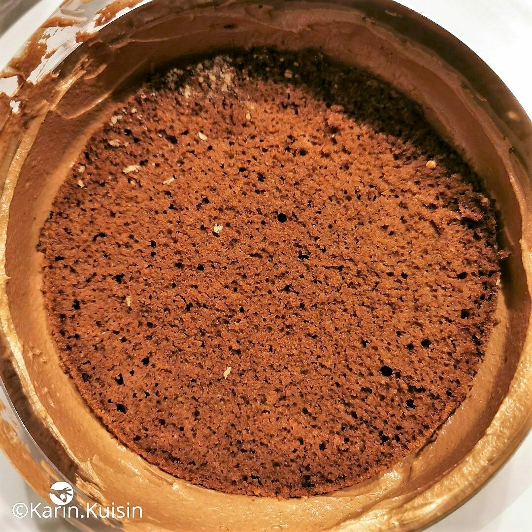 gâteau choclat montage biscuit déposer