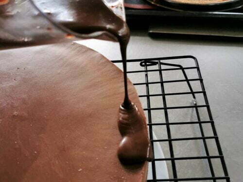 entremet glaçage verser