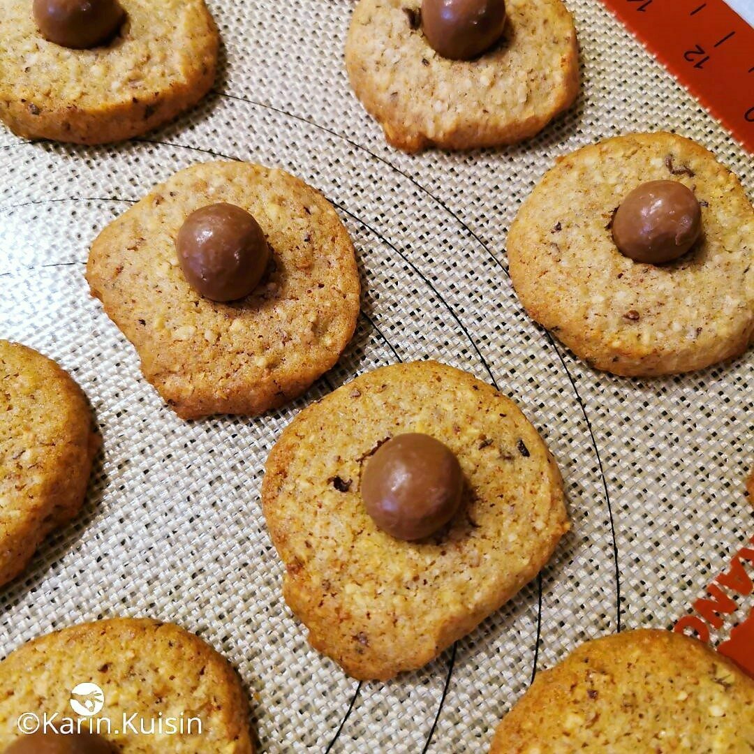 cookie pookie araignée halloween bille chocolat déposer