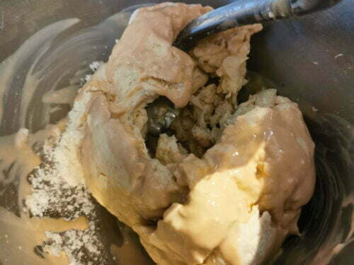 pâte muffin pétrir