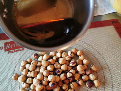 noisette caramel verser