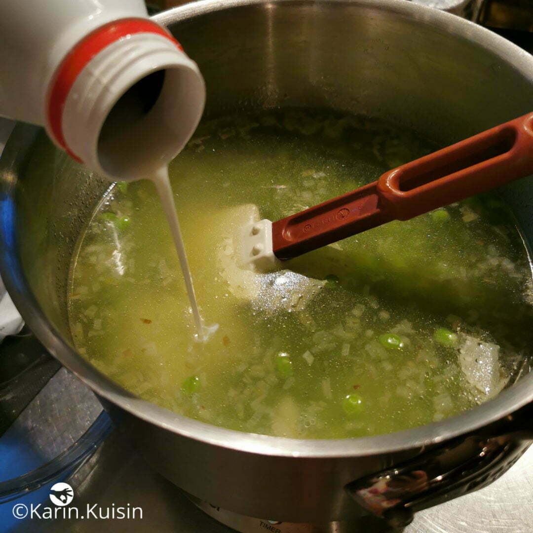 velouté petit pois lait verser