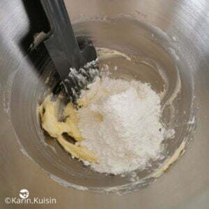 beurre pommade sucre glace ajouter
