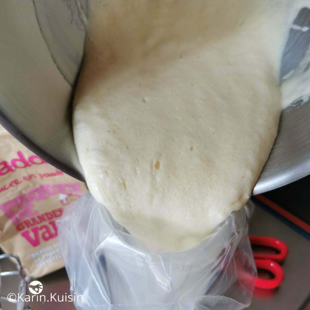 appareil biscuit cuillère poche réserver