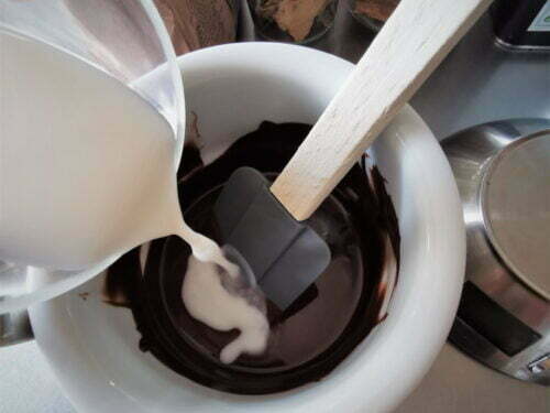 chocolat lait sans lactose verser