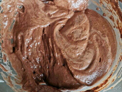 oeuf chocolat mélanger