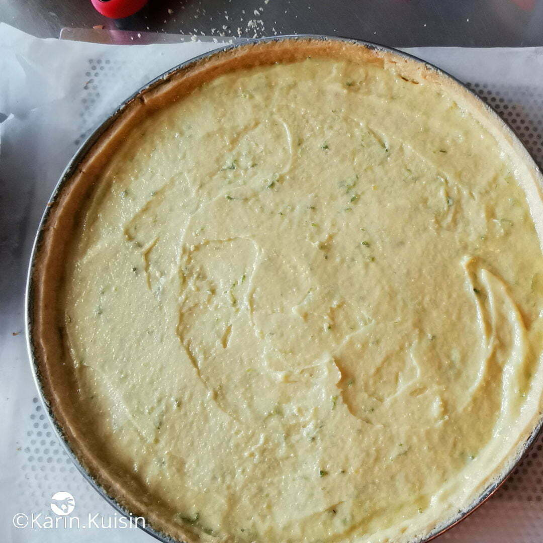 fond tarte crème amande enfourner
