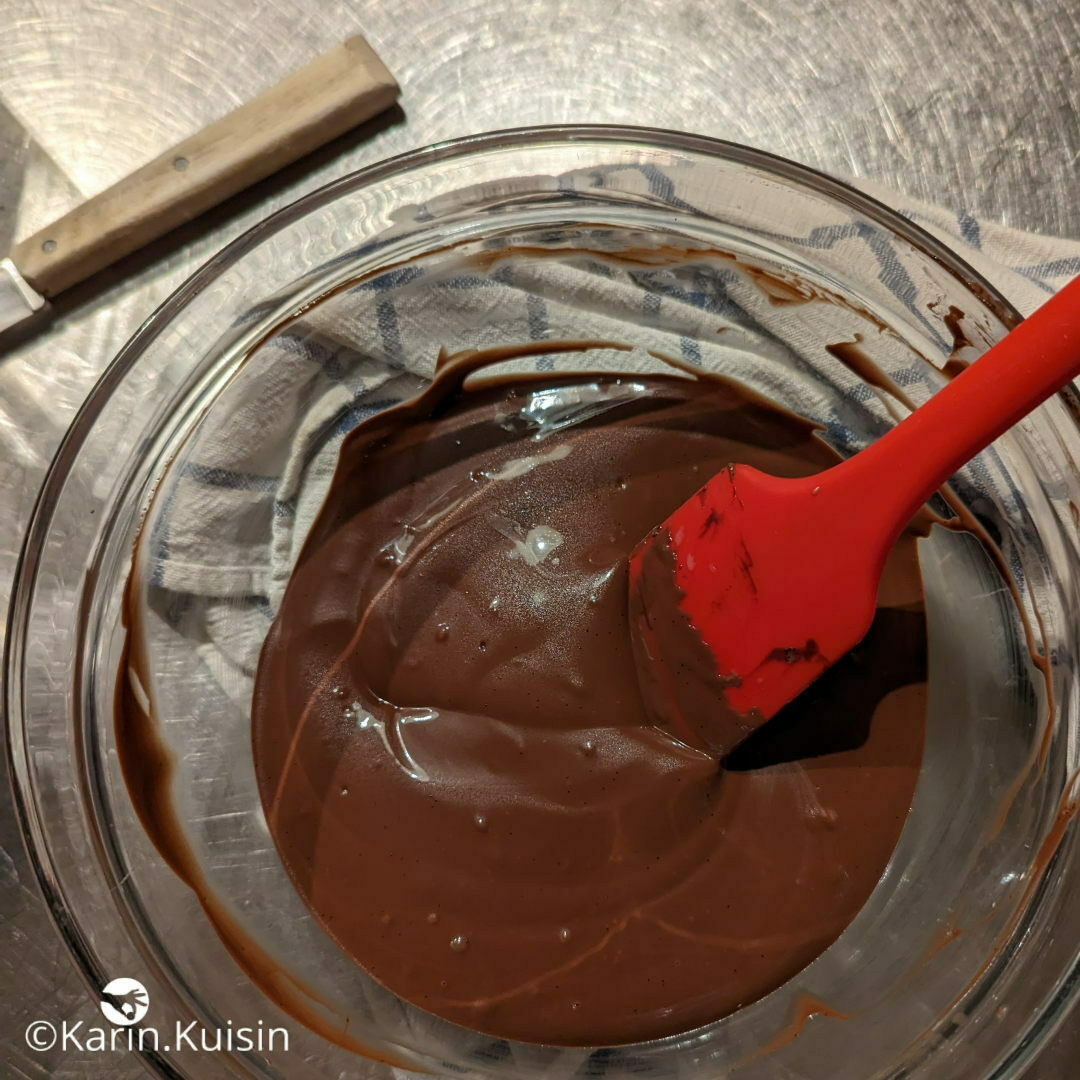 ganache chocolat noir mélanger