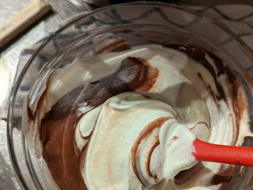 chocolat crème fouettée mélanger