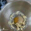 beurre sucre poudre amande oeuf ajouter