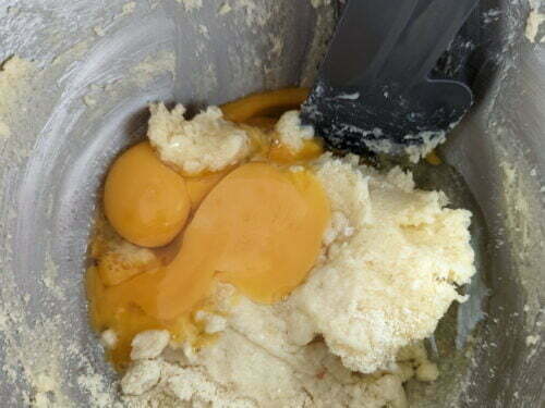 beurre sucre oeuf ajouter