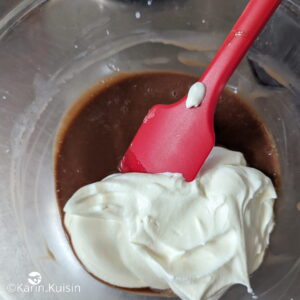 chocolat lait gélatine crème ajouter