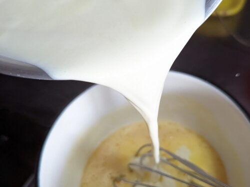 oeuf sucre crème verser