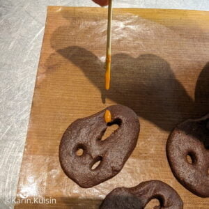 cure dent biscuit scream glaçage décorer