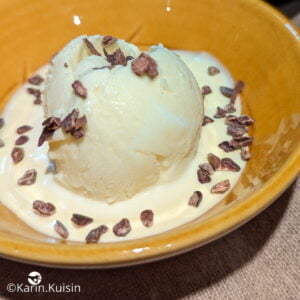glace lait cru grué cacao ajouter