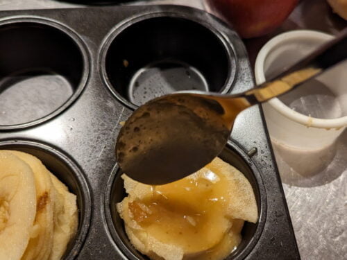 pomme sirop verser