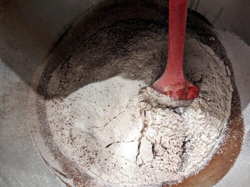 appareil chocolat farine mélanger