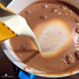 ganache crème verser