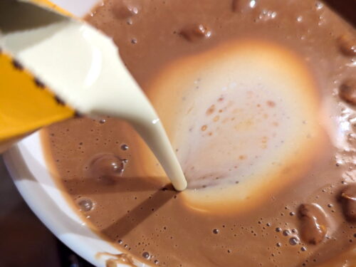ganache crème verser