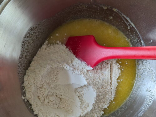 oeuf sucre huile farine tamiser