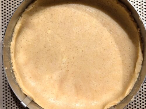 gâteau basque premier disque déposer