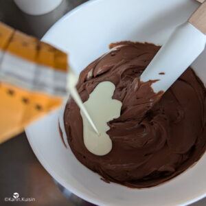 ganache crème froide verser