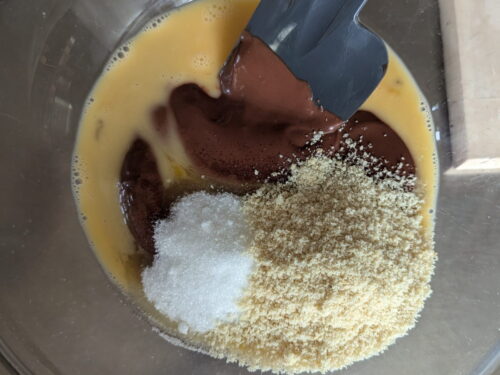 ganache chocolat poudre amande oeuf sucre ajouter
